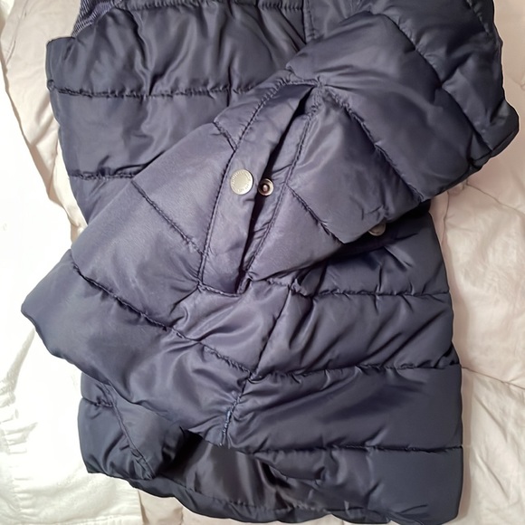 Navy puffer vest - Picture 14 of 14